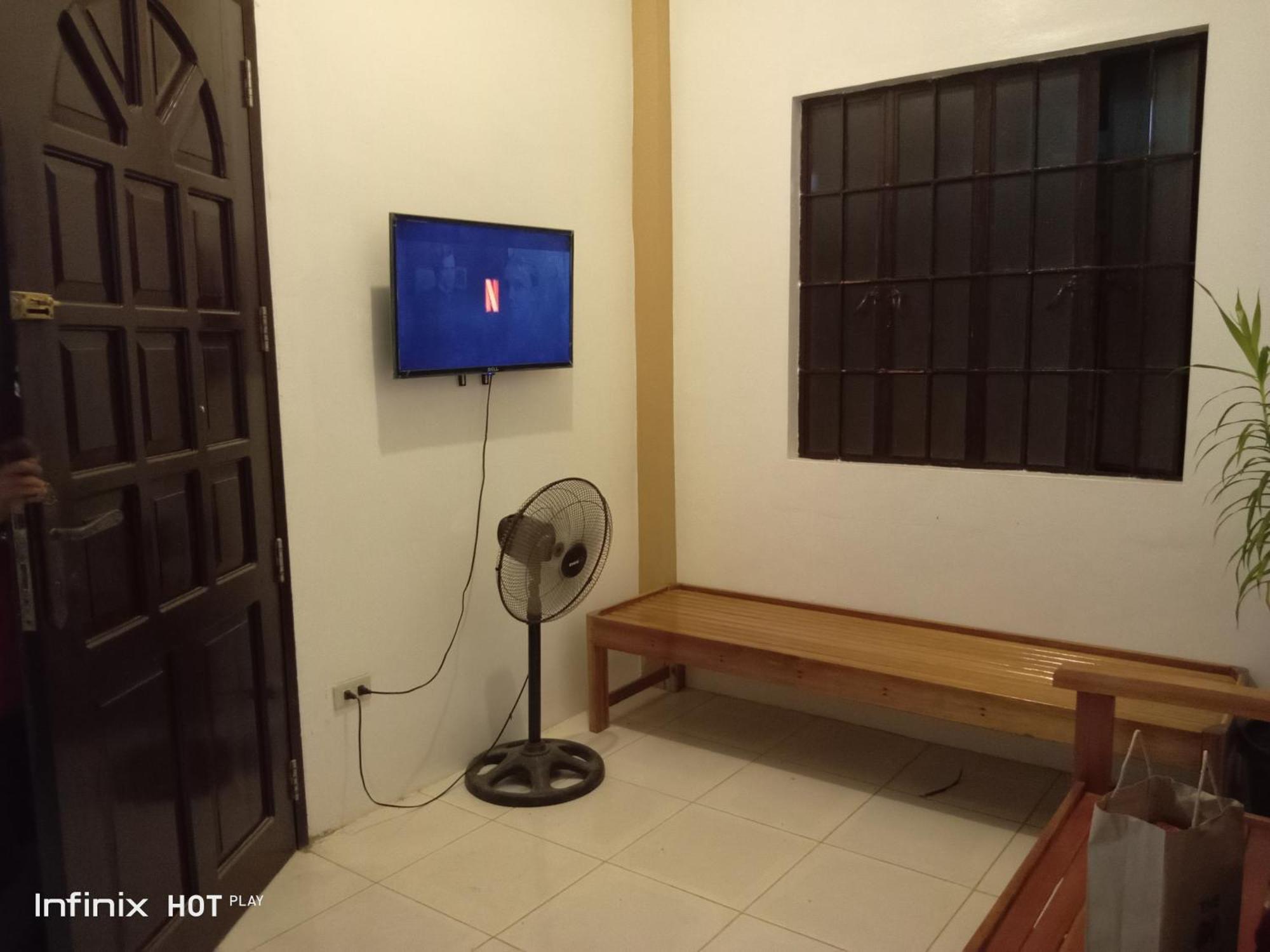 公主港Estrelle Orange House - Backpackers Hub公寓 外观 照片