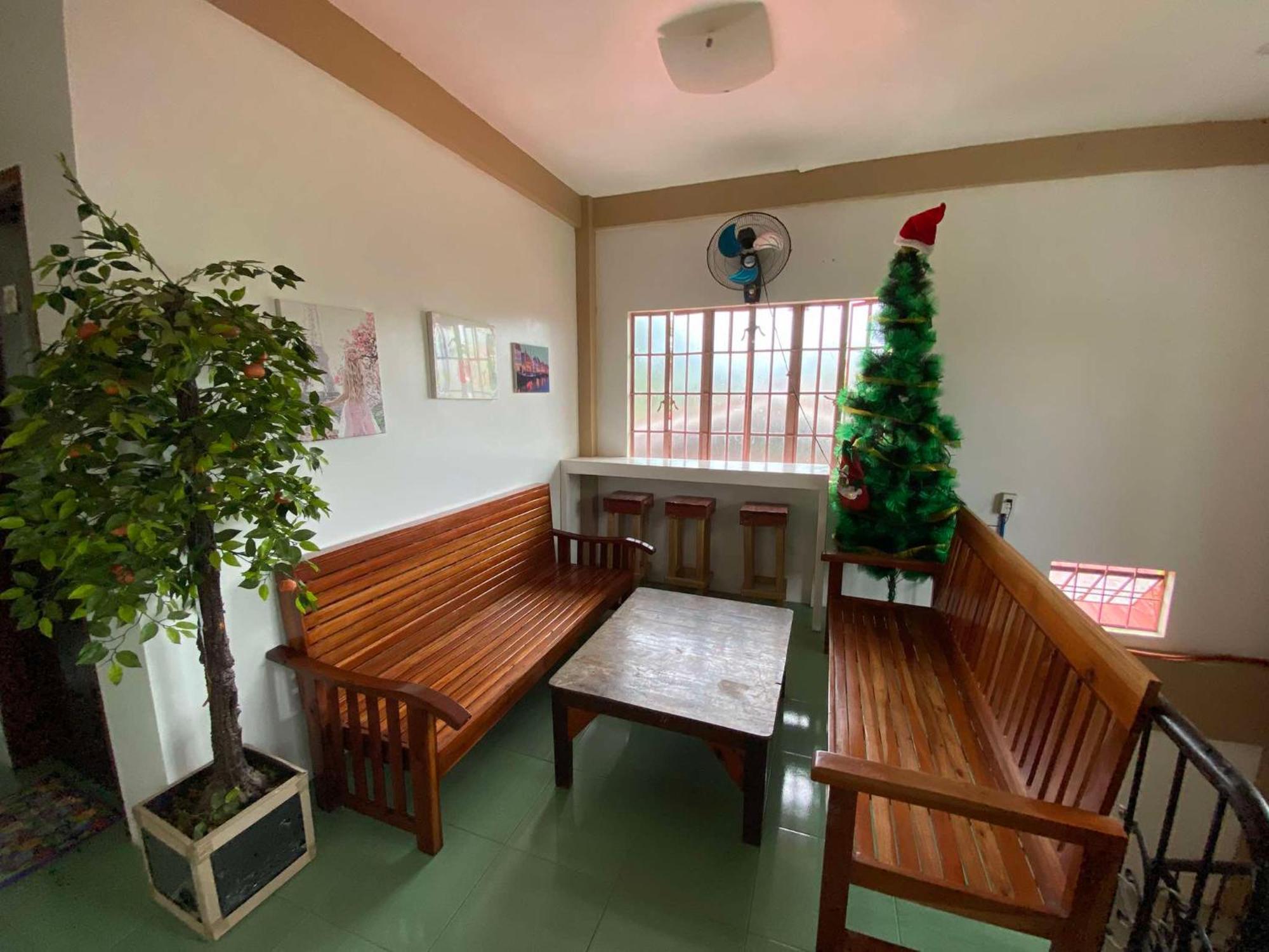 公主港Estrelle Orange House - Backpackers Hub公寓 外观 照片