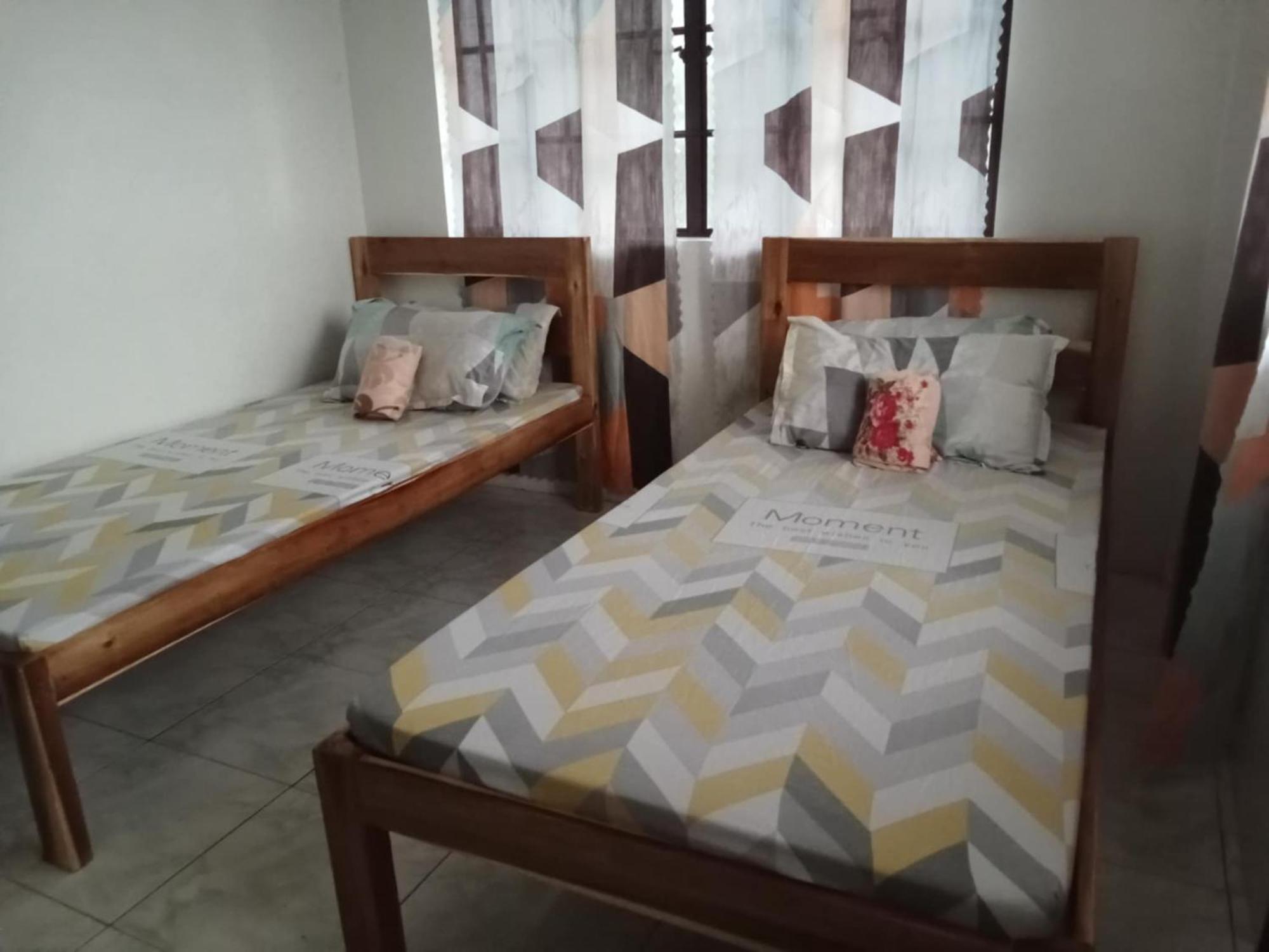 公主港Estrelle Orange House - Backpackers Hub公寓 外观 照片